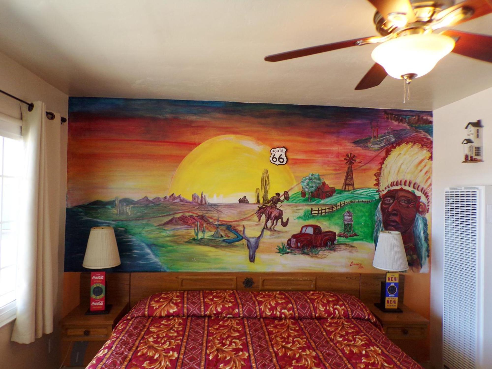 Motel Cypress Tree